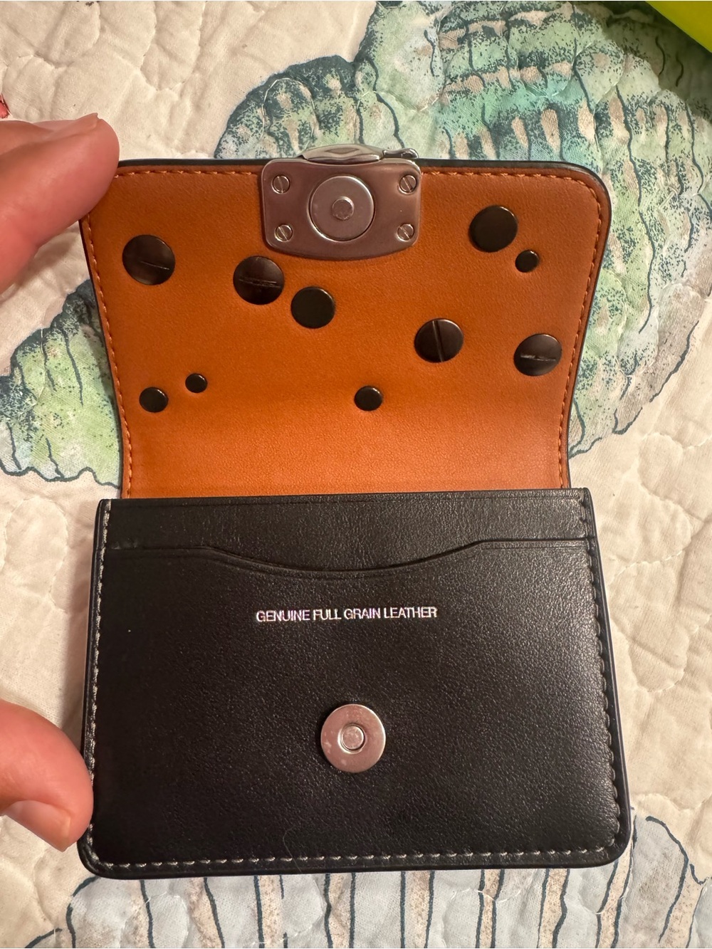 Coach Card Wallet with Coach Celestial pins - Picture 3 of 4